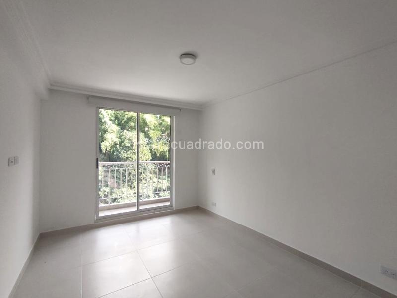 Apartamento en El Poblado de 3 Alcobas en Conjunto Cerrado - 7
