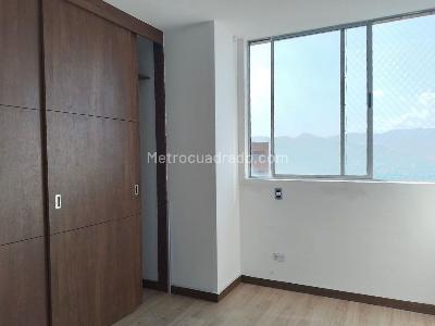 Apartamento de 3 alcobas en arriendo en El Poblado, Medellín, 100 m² · foto 11 de 17