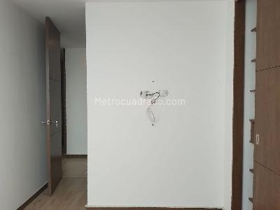 Apartamento de 3 alcobas en arriendo en El Poblado, Medellín, 100 m² · foto 13 de 17