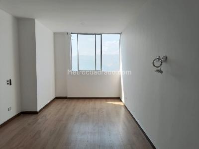 Apartamento de 3 alcobas en arriendo en El Poblado, Medellín, 100 m² · foto 9 de 17