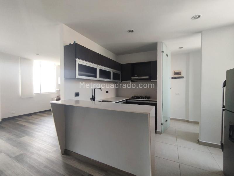 Apartamento Tranquilo de 2 Alcobas con Amenidades en El Poblado - 5