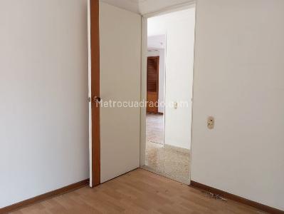 Apartamento de 3 alcobas en arriendo en Los Balsos, Medellín, 150 m² · foto 13 de 20