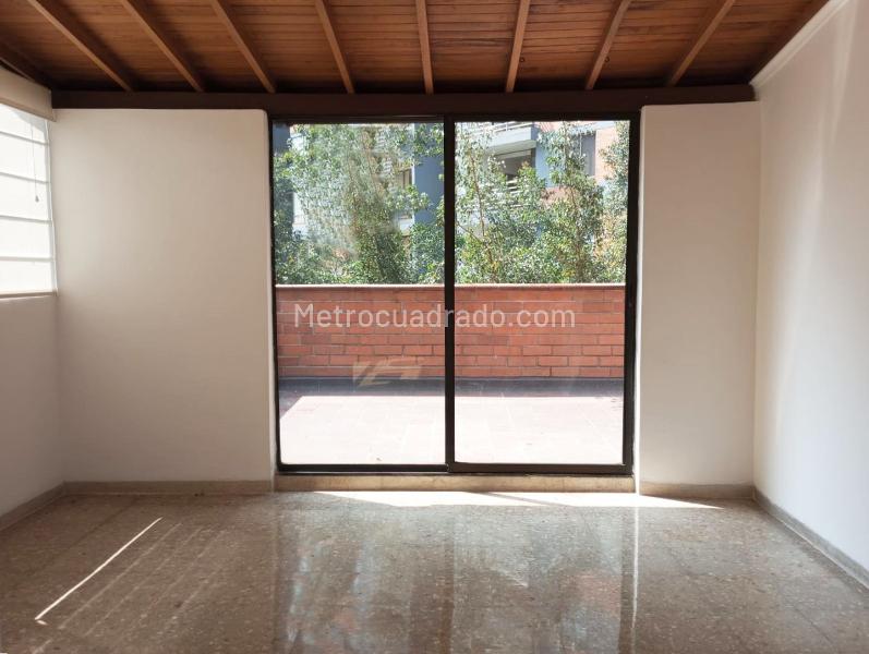 Spacious 3BR Apartment in El Poblado - 9