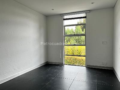 Casa de 3 alcobas en venta en Envigado, Envigado, 273 m² · foto 10 de 17