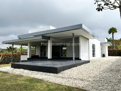 Casa de 3 alcobas en venta en Envigado, Envigado, 273 m² · foto 17 de 17