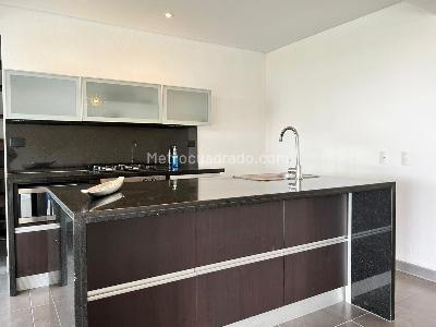 Casa de 3 alcobas en venta en Envigado, Envigado, 273 m² · foto 4 de 17