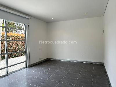 Casa de 3 alcobas en venta en Envigado, Envigado, 273 m² · foto 6 de 17
