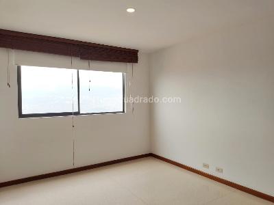 Apartamento en arriendo en El Poblado, Medellín · foto 11 de 19
