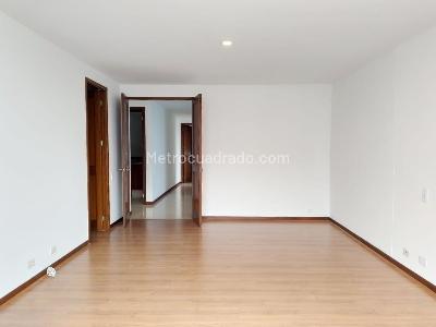 Apartamento en arriendo en El Poblado, Medellín · foto 12 de 19