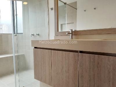 Apartamento en arriendo en El Poblado, Medellín · foto 17 de 19