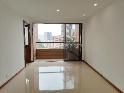 Apartamento en arriendo en El Poblado, Medellín · foto 3 de 19