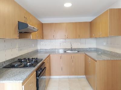 Apartamento en arriendo en El Poblado, Medellín · foto 5 de 19