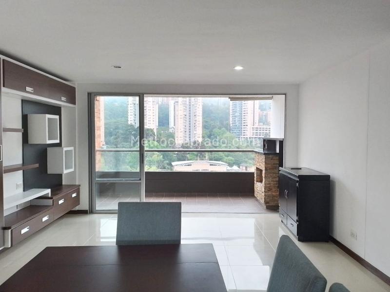 Apartamento de 3 Alcobas con Terraza en El Poblado - 7