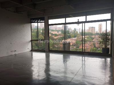 Apartamento de 1 alcoba en arriendo en El Poblado, Medellín, 67 m² · foto 2 de 11