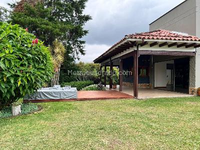 Casa de 3 alcobas en venta en Rionegro, Rionegro, 450 m² · foto 17 de 19