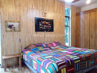 Casa de 5 alcobas en venta en Envigado, Envigado, 385 m² · foto 9 de 20