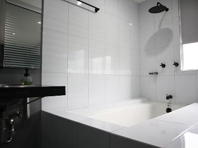 Apartamento de 2 alcobas en arriendo en El Poblado, Medellín, 122 m² · foto 19 de 20