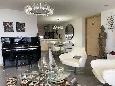 Apartamento de 3 alcobas en arriendo en El Poblado, Medellín, 117 m² · foto 3 de 13