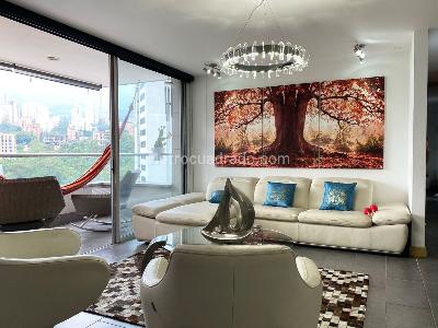 Apartamento de 3 alcobas en arriendo en El Poblado, Medellín, 117 m² · foto 4 de 13