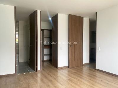 Apartamento de 2 alcobas en arriendo en Envigado, Envigado, 82 m² · foto 13 de 15
