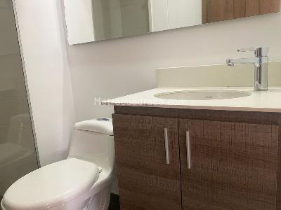 Apartamento de 2 alcobas en arriendo en Envigado, Envigado, 82 m² · foto 14 de 15