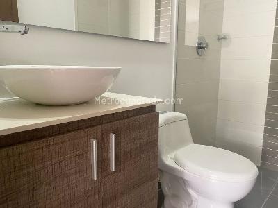 Apartamento de 2 alcobas en arriendo en Envigado, Envigado, 82 m² · foto 15 de 15