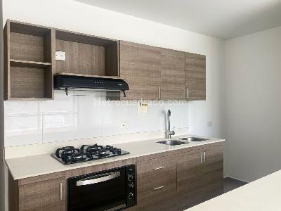 Apartamento de 2 alcobas en arriendo en Envigado, Envigado, 82 m² · foto 7 de 15