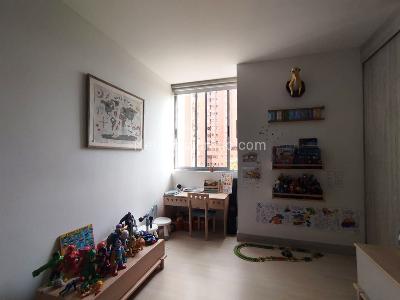 Apartamento de 3 alcobas en venta en Lalinde, Medellín, 117 m² · foto 12 de 17
