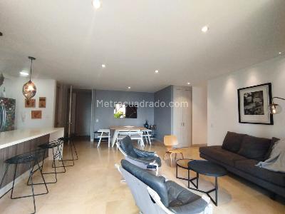 Apartamento de 3 alcobas en venta en Lalinde, Medellín, 117 m² · foto 3 de 17