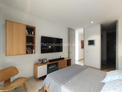 Apartamento de 3 alcobas en venta en Lalinde, Medellín, 117 m² · foto 9 de 17