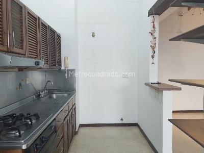 Apartamento de 2 alcobas en arriendo en Los Naranjos, Medellín, 60 m² · foto 5 de 11