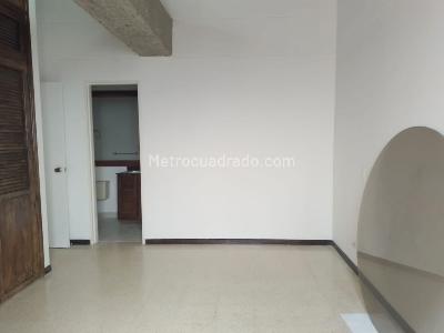 Apartamento de 2 alcobas en arriendo en Los Naranjos, Medellín, 60 m² · foto 6 de 11