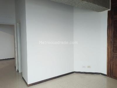 Apartamento de 2 alcobas en arriendo en Los Naranjos, Medellín, 60 m² · foto 9 de 11