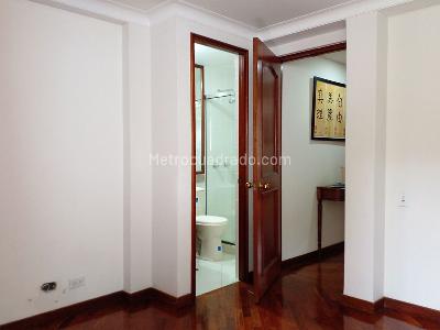 Casa de 3 alcobas en venta en El Poblado, Medellín, 249 m² · foto 11 de 20
