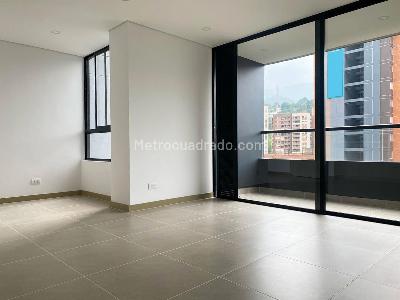 Apartamento de 2 alcobas en arriendo en Envigado, Envigado, 80 m² · foto 1 de 16