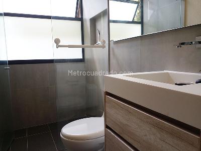Casa de 3 alcobas en arriendo en Envigado, Envigado, 260 m² · foto 16 de 20