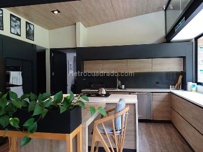 Casa de 3 alcobas en arriendo en Envigado, Envigado, 260 m² · foto 8 de 20