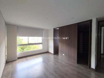 Apartamento de 3 alcobas en arriendo en El Poblado, Medellín, 127 m² · foto 8 de 15