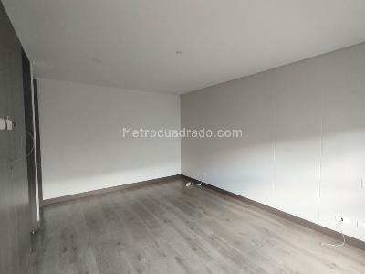 Apartamento de 3 alcobas en arriendo en El Poblado, Medellín, 127 m² · foto 9 de 15