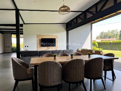 Casa de 3 alcobas en venta en Rionegro, Rionegro, 600 m² · foto 3 de 20
