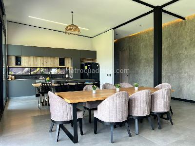 Casa de 3 alcobas en venta en Rionegro, Rionegro, 600 m² · foto 4 de 20