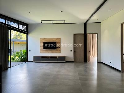 Casa de 3 alcobas en venta en Rionegro, Rionegro, 600 m² · foto 9 de 20