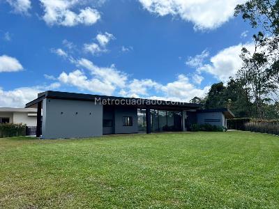 Casa de 3 alcobas en venta en Rionegro, Rionegro, 424 m² · foto 18 de 19