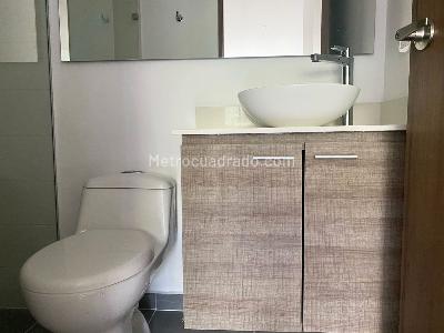 Apartamento de 2 alcobas en arriendo en Envigado, Envigado, 82 m² · foto 15 de 15