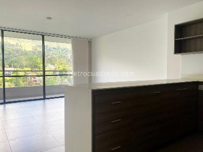 Apartamento de 2 alcobas en arriendo en Envigado, Envigado, 82 m² · foto 3 de 15