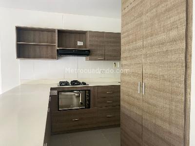 Apartamento de 2 alcobas en arriendo en Envigado, Envigado, 82 m² · foto 6 de 15