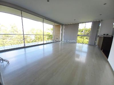 Apartamento de 1 alcoba en arriendo en El Poblado, Medellín, 88 m² · foto 3 de 11