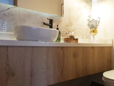 Apartamento de 2 alcobas en venta en El Poblado, Medellín, 113 m² · foto 15 de 16