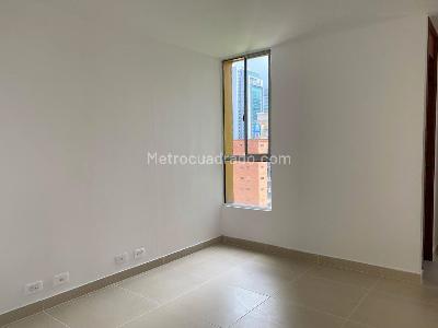 Apartamento de 2 alcobas en arriendo en La Aguacatala, Medellín, 70 m² · foto 7 de 14