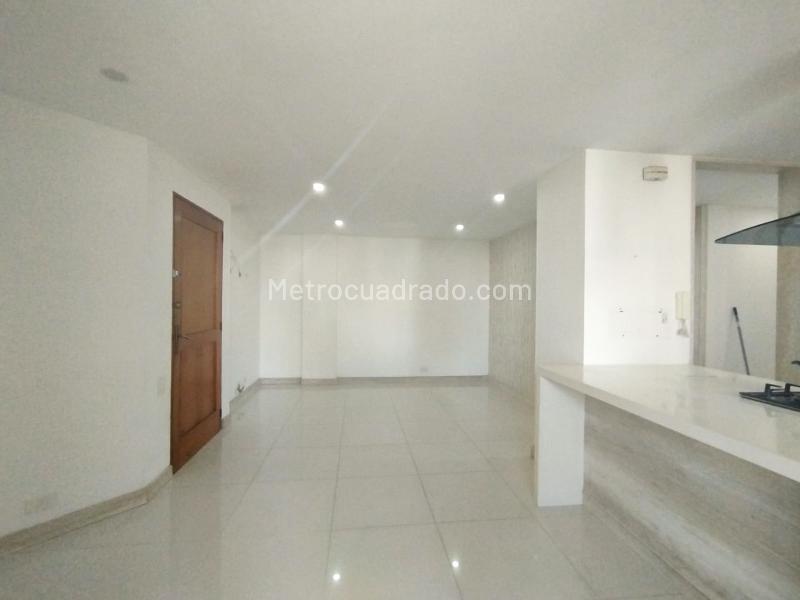 3BR Apartment in EL POBLADO (98 m²)